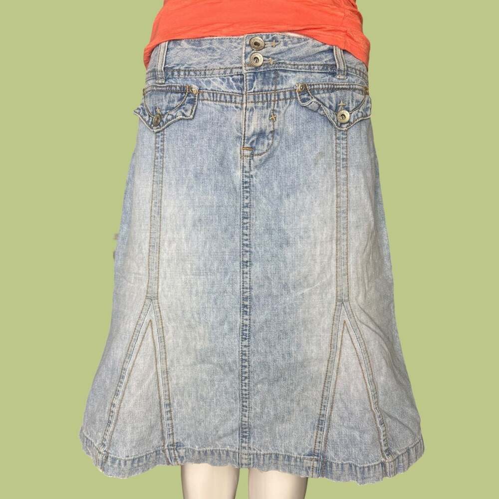 Vintage Flared Denim Skirt w/ Utility Pockets